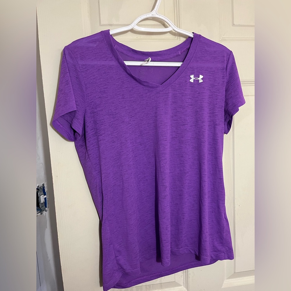 Set of 3 M under armour t-shirts
